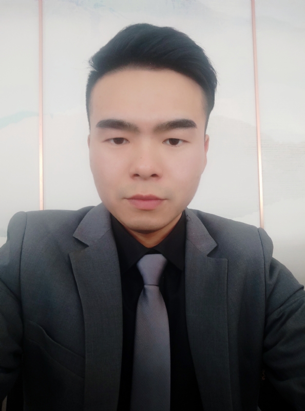 穿西装的鲨鱼的第一张照片--黄石王婆说媒